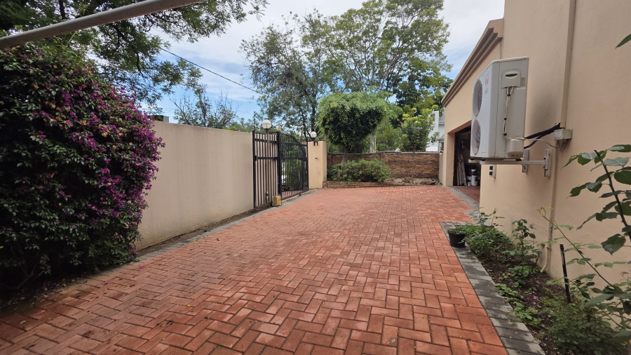4 Bedroom Property for Sale in Menlo Park Gauteng