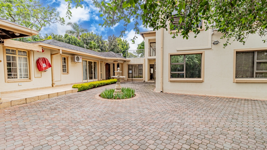 15 Bedroom Property for Sale in Lynnwood Gauteng