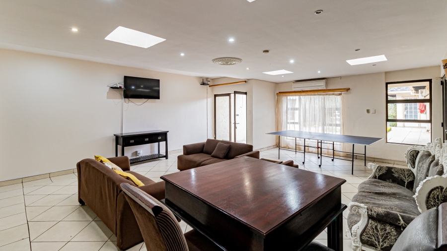 15 Bedroom Property for Sale in Lynnwood Gauteng