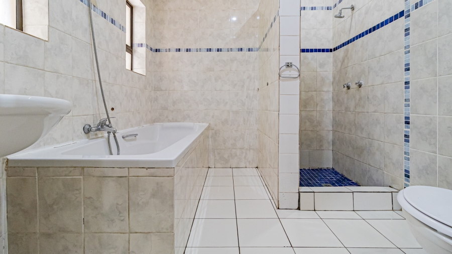 15 Bedroom Property for Sale in Lynnwood Gauteng