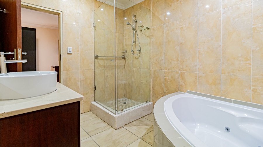 15 Bedroom Property for Sale in Lynnwood Gauteng