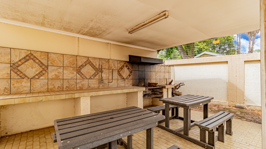 15 Bedroom Property for Sale in Lynnwood Gauteng