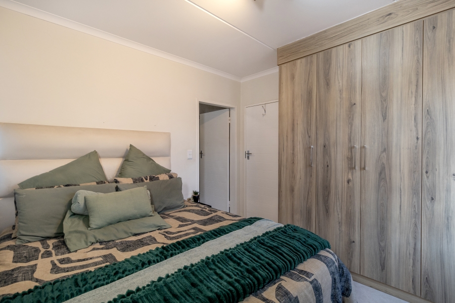 1 Bedroom Property for Sale in Modderfontein Gauteng