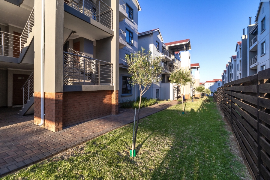1 Bedroom Property for Sale in Modderfontein Gauteng