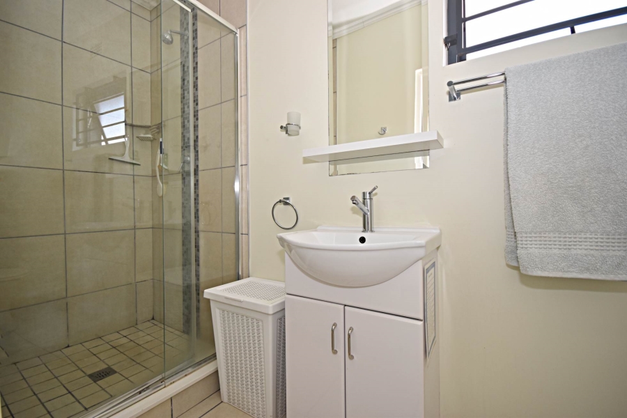 2 Bedroom Property for Sale in Sonneglans Gauteng