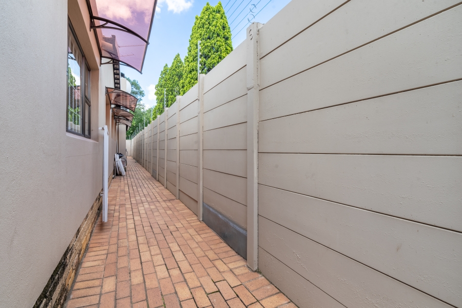 3 Bedroom Property for Sale in Sharonlea Gauteng