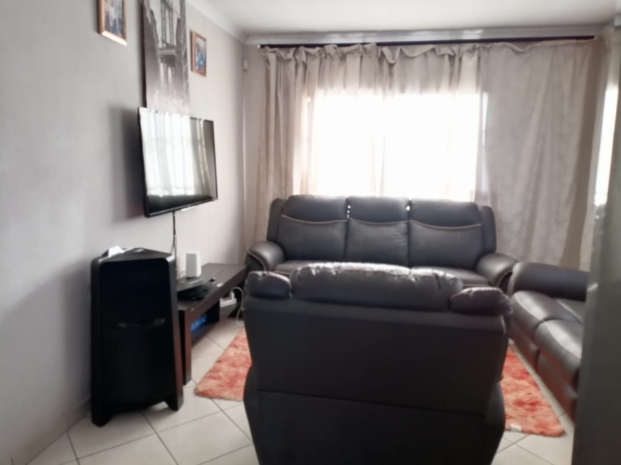3 Bedroom Property for Sale in Klerksoord Gauteng