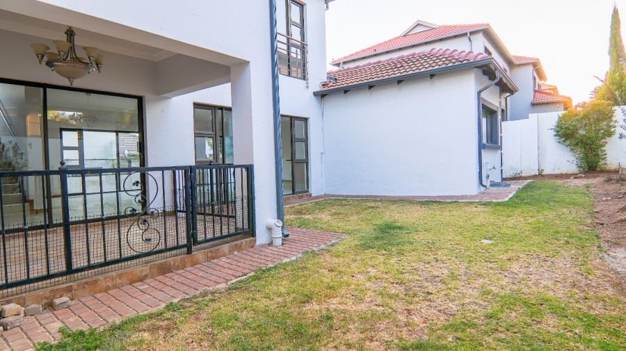 To Let 5 Bedroom Property for Rent in Kyalami Glen Estate Gauteng