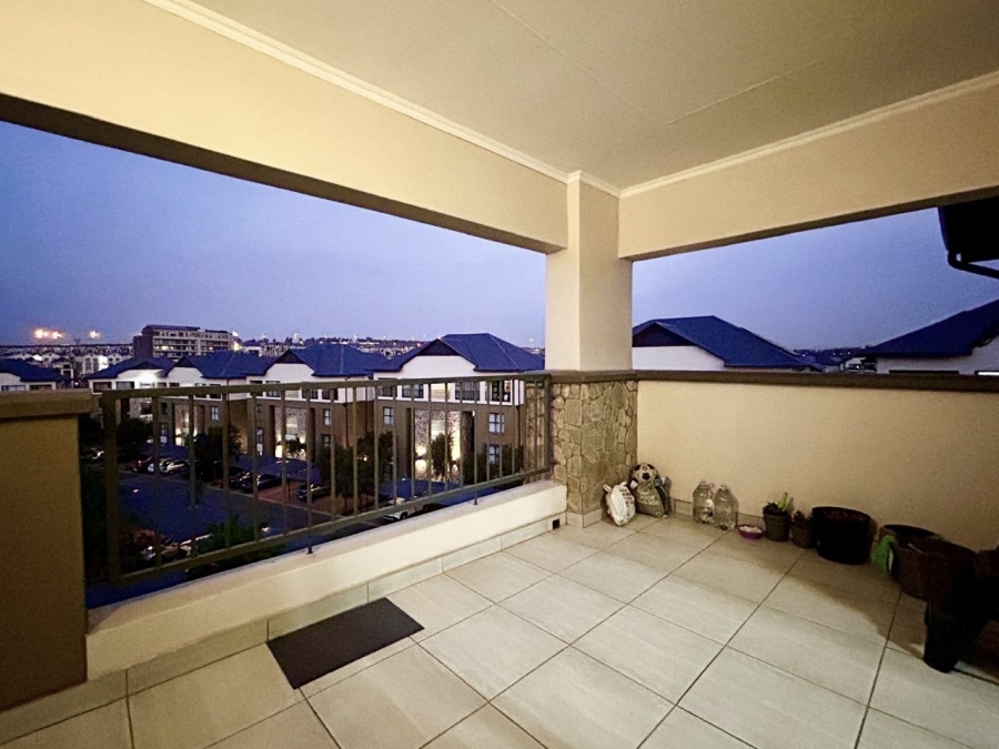 1 Bedroom Property for Sale in Waterfall Gauteng