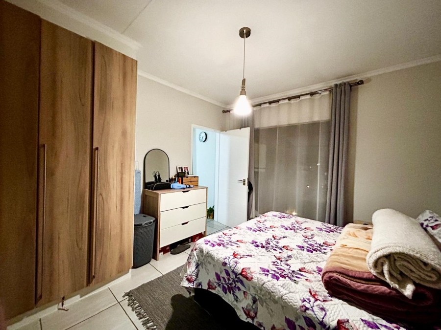 1 Bedroom Property for Sale in Waterfall Gauteng