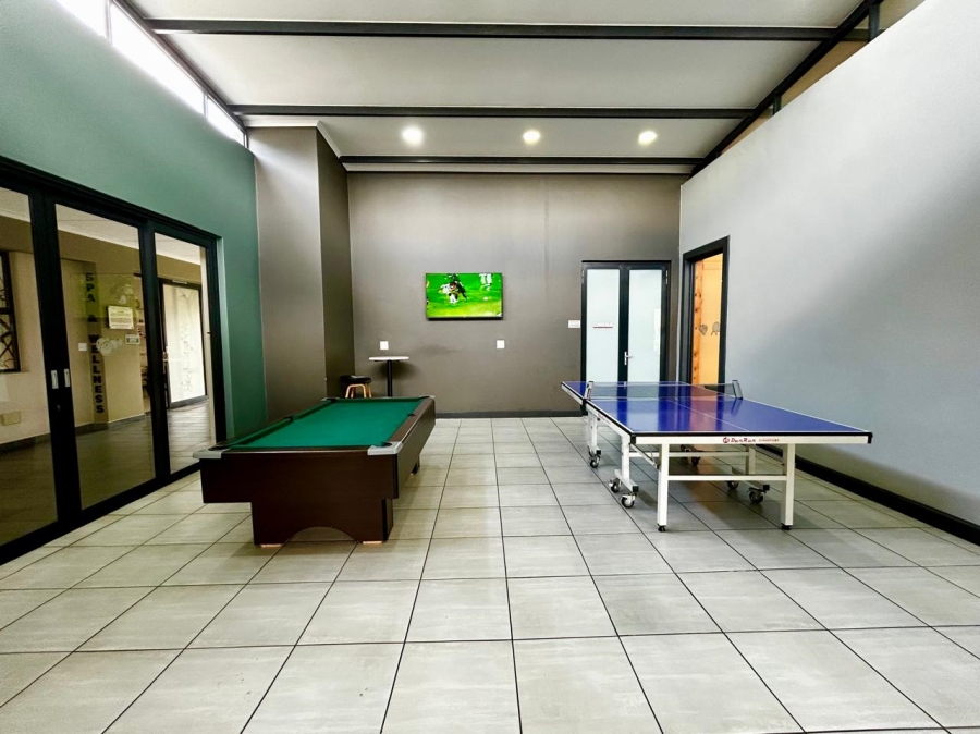 1 Bedroom Property for Sale in Waterfall Gauteng