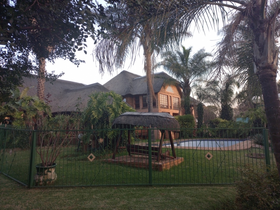 7 Bedroom Property for Sale in Benoni North Gauteng