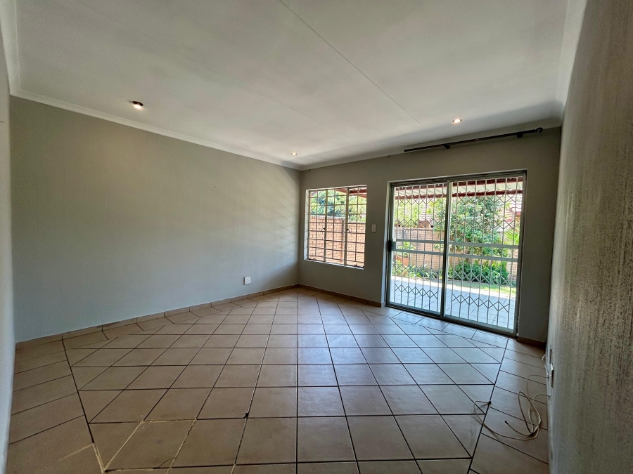 3 Bedroom Property for Sale in Equestria Gauteng