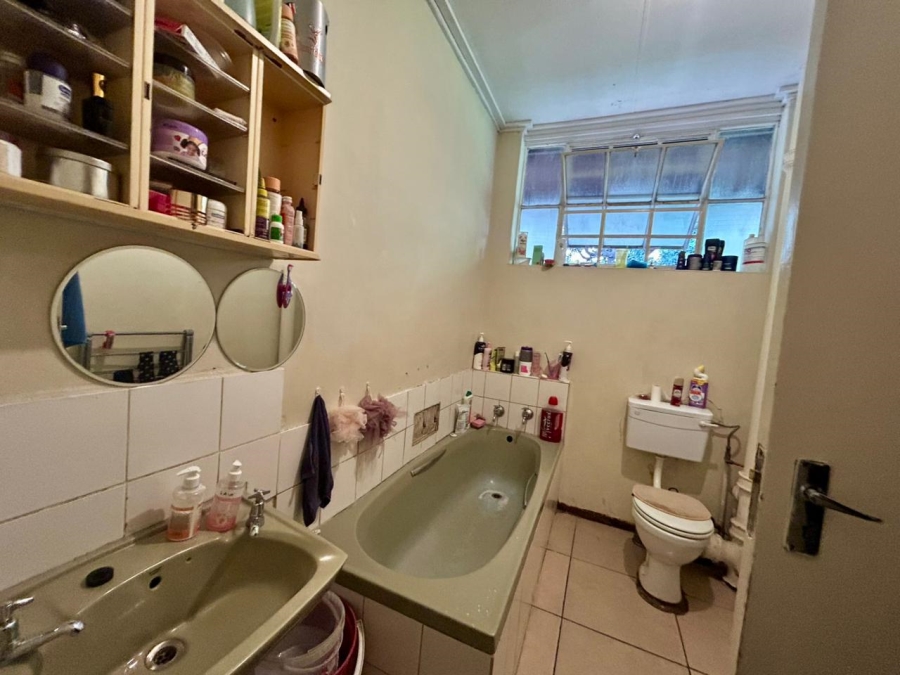 2 Bedroom Property for Sale in Muckleneuk Gauteng