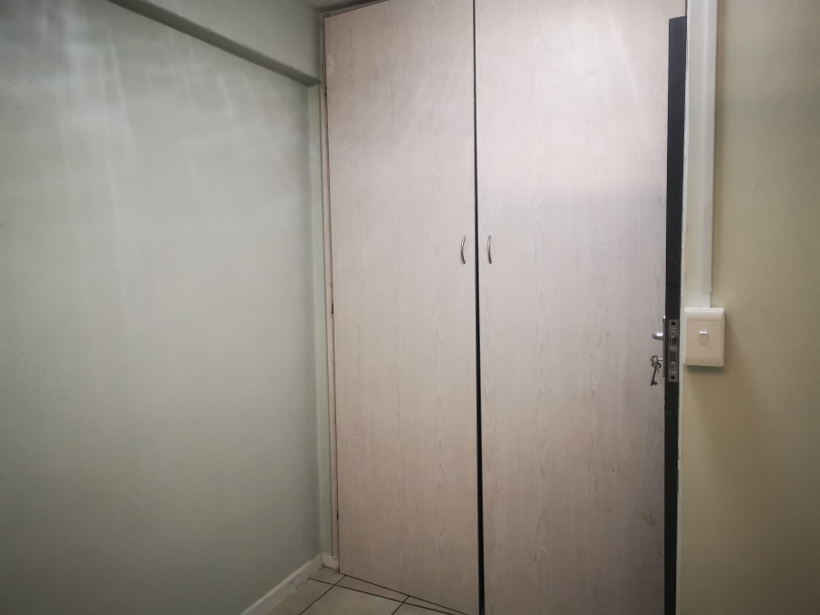 2 Bedroom Property for Sale in Muckleneuk Gauteng