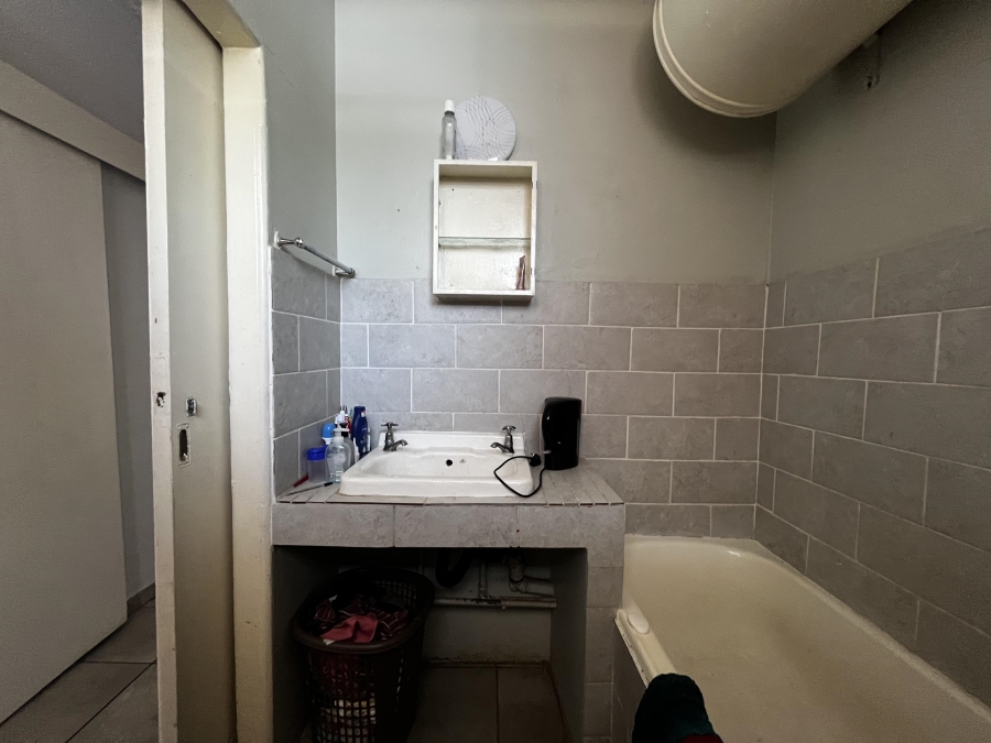 1 Bedroom Property for Sale in Arcadia Gauteng