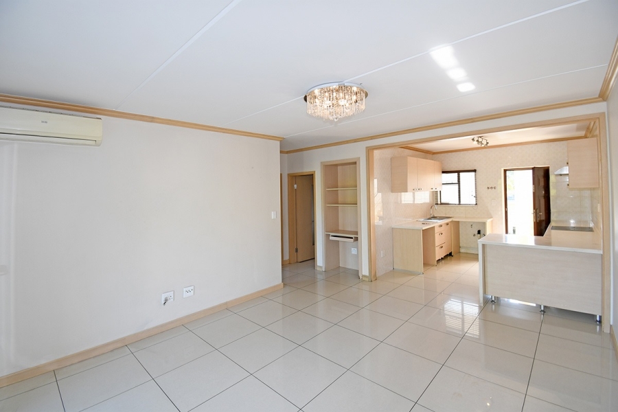 2 Bedroom Property for Sale in Broadacres Gauteng