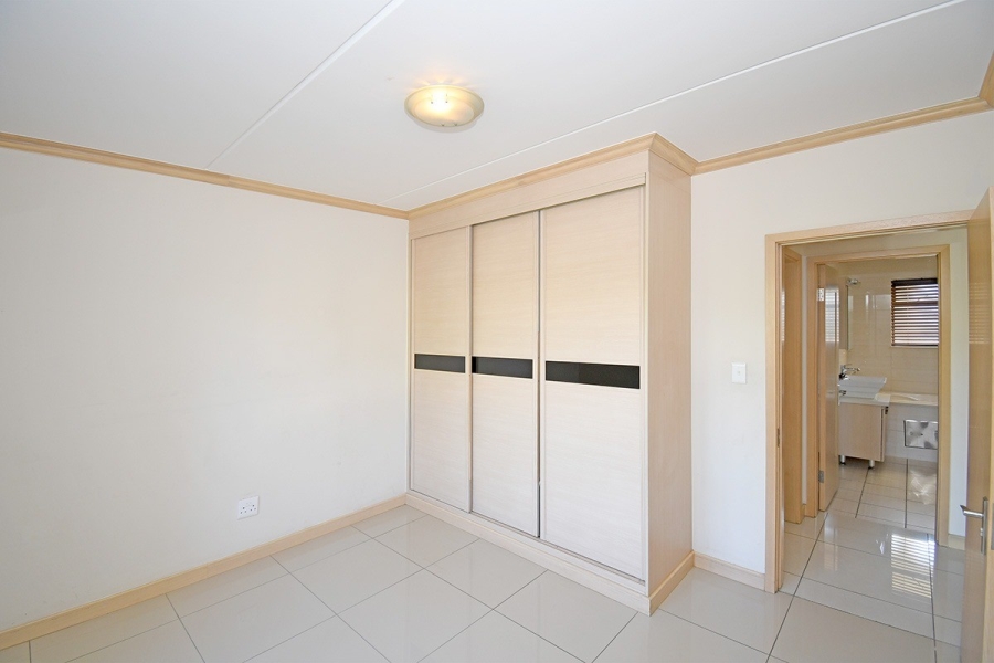 2 Bedroom Property for Sale in Broadacres Gauteng