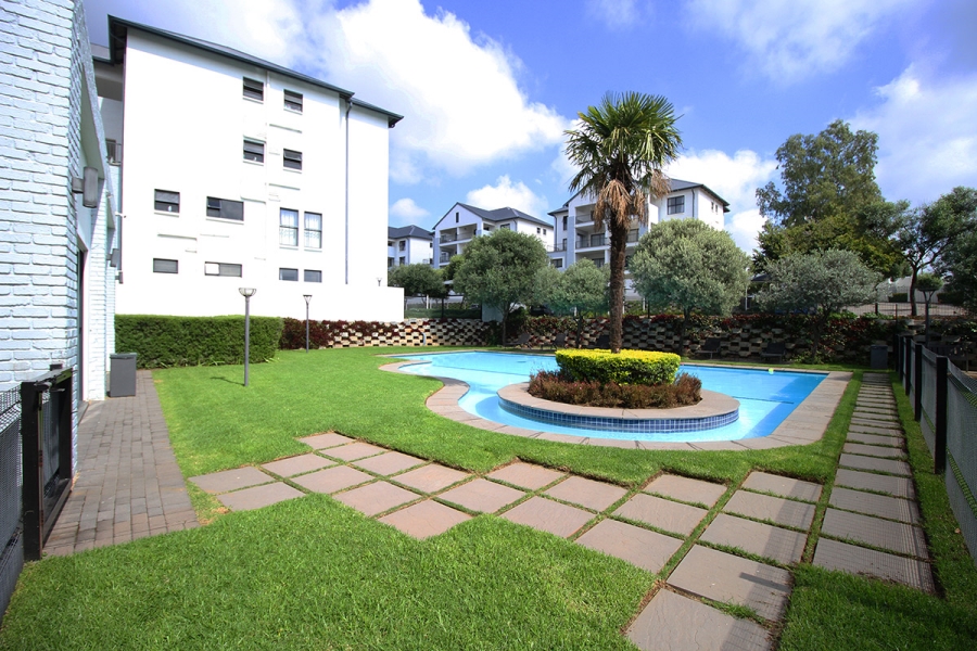 2 Bedroom Property for Sale in Petervale Gauteng