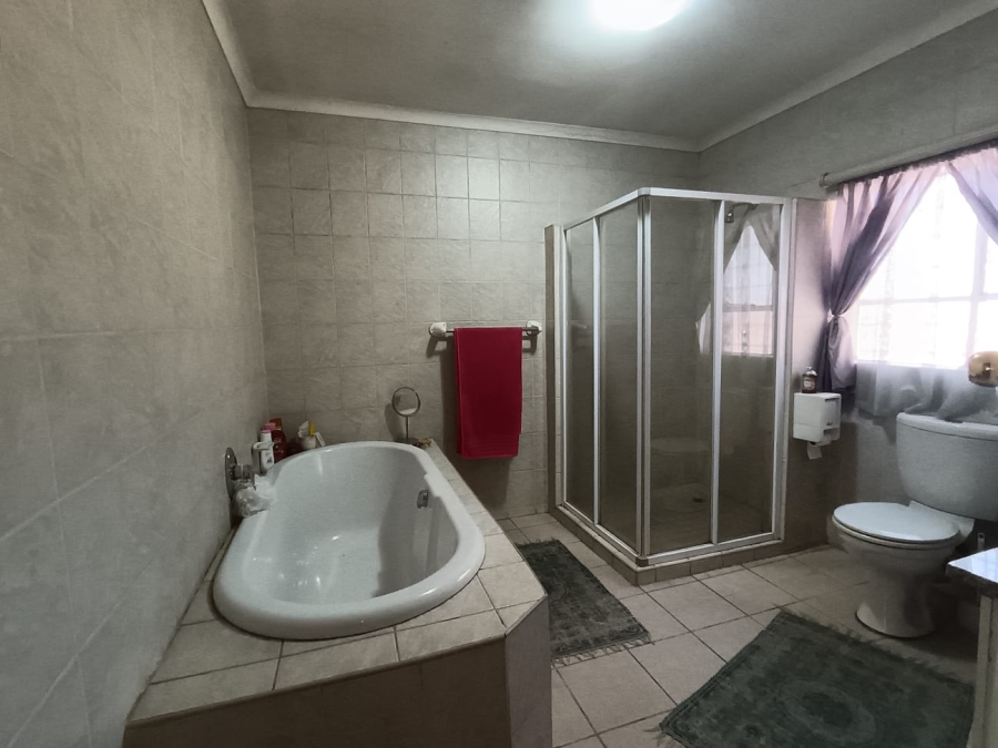 3 Bedroom Property for Sale in Dreamlands Gauteng