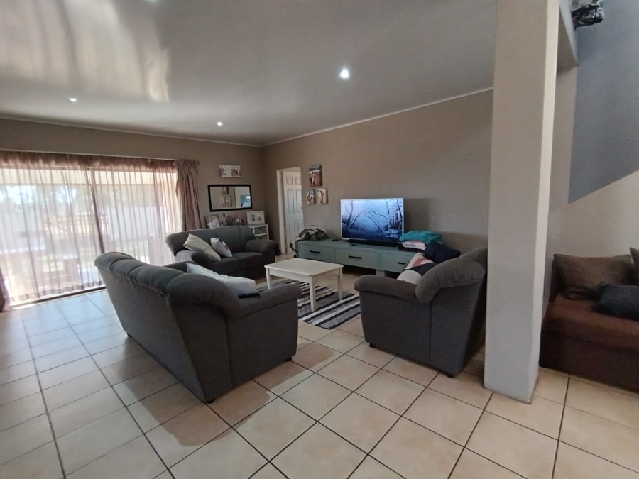 3 Bedroom Property for Sale in Dreamlands Gauteng