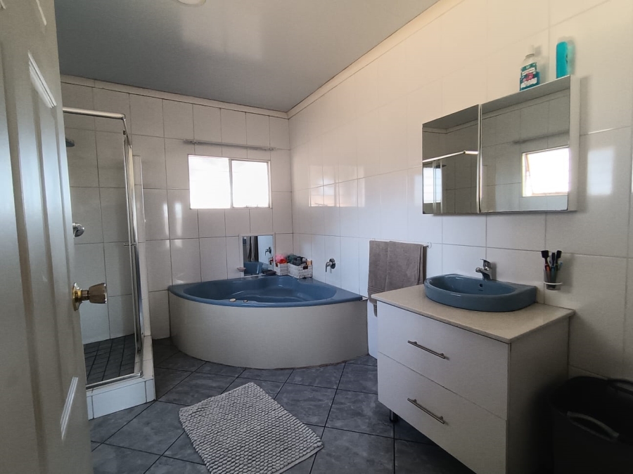 3 Bedroom Property for Sale in Dreamlands Gauteng