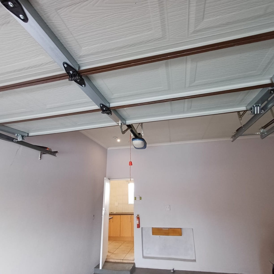 3 Bedroom Property for Sale in Kookrus Gauteng