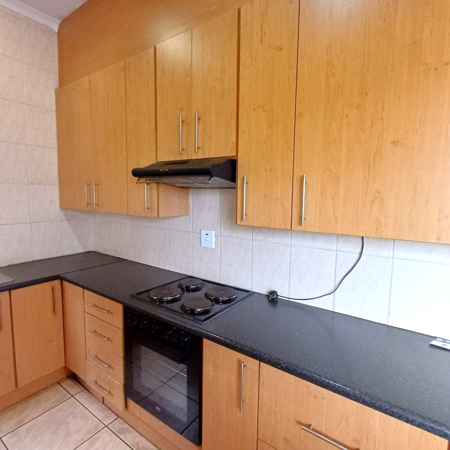 3 Bedroom Property for Sale in Kookrus Gauteng