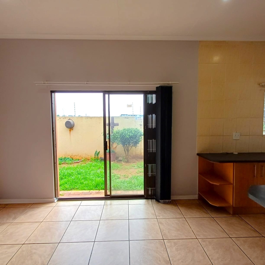 3 Bedroom Property for Sale in Kookrus Gauteng