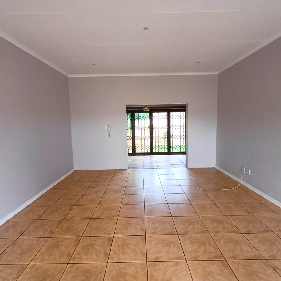 3 Bedroom Property for Sale in Kookrus Gauteng