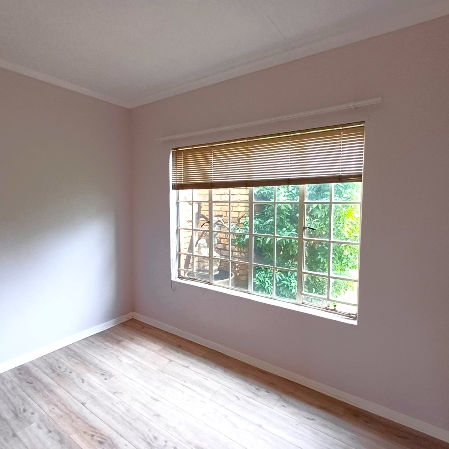 3 Bedroom Property for Sale in Kookrus Gauteng