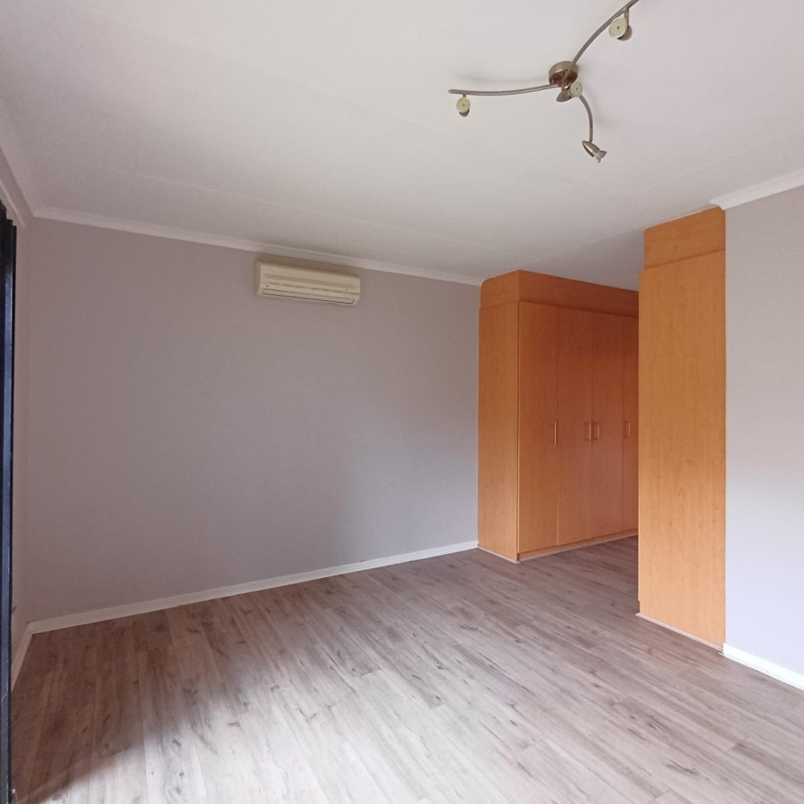 3 Bedroom Property for Sale in Kookrus Gauteng