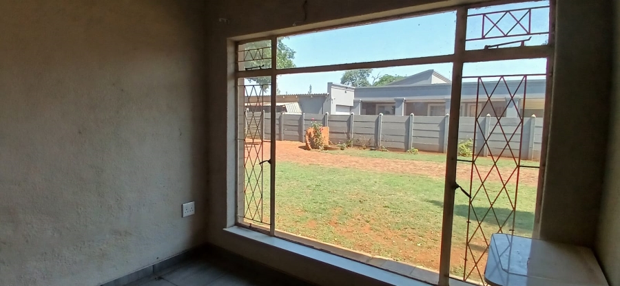 To Let 2 Bedroom Property for Rent in Rothdene Gauteng