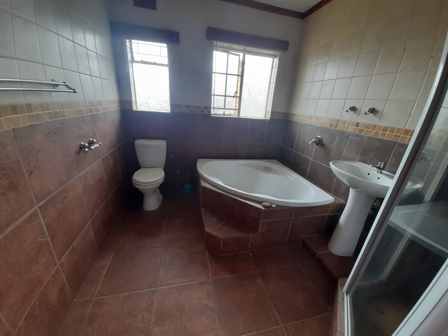 2 Bedroom Property for Sale in Vanderbijlpark CE 2 Gauteng