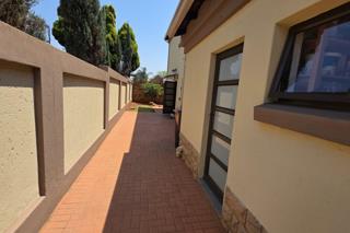 5 Bedroom Property for Sale in Montana Tuine Gauteng