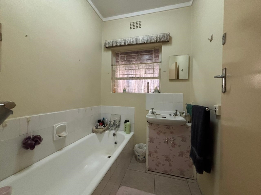 4 Bedroom Property for Sale in Vanderbijlpark CE 3 Gauteng