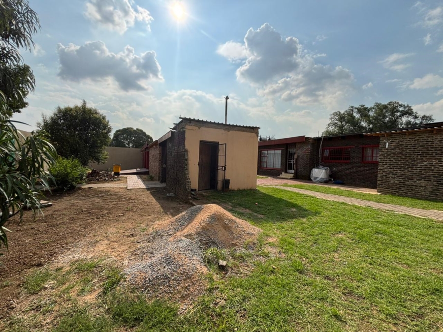 23 Bedroom Property for Sale in Bedworth Park Gauteng