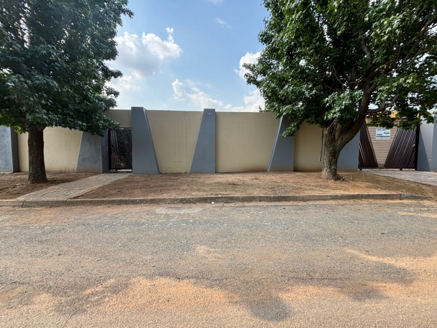 23 Bedroom Property for Sale in Bedworth Park Gauteng