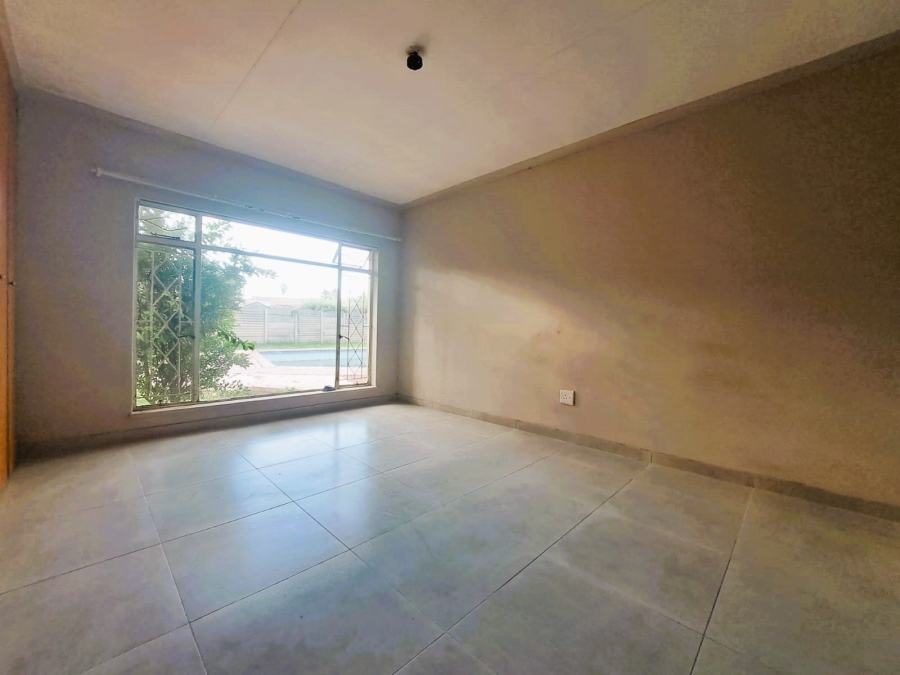 3 Bedroom Property for Sale in Sonland Park Gauteng