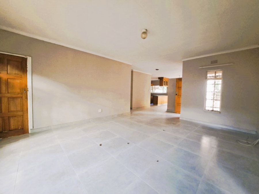 3 Bedroom Property for Sale in Sonland Park Gauteng