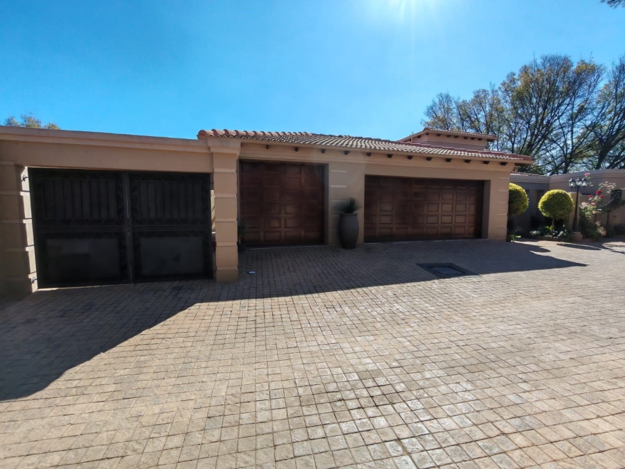 3 Bedroom Property for Sale in Three Rivers Proper Gauteng