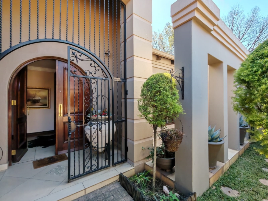 3 Bedroom Property for Sale in Three Rivers Proper Gauteng