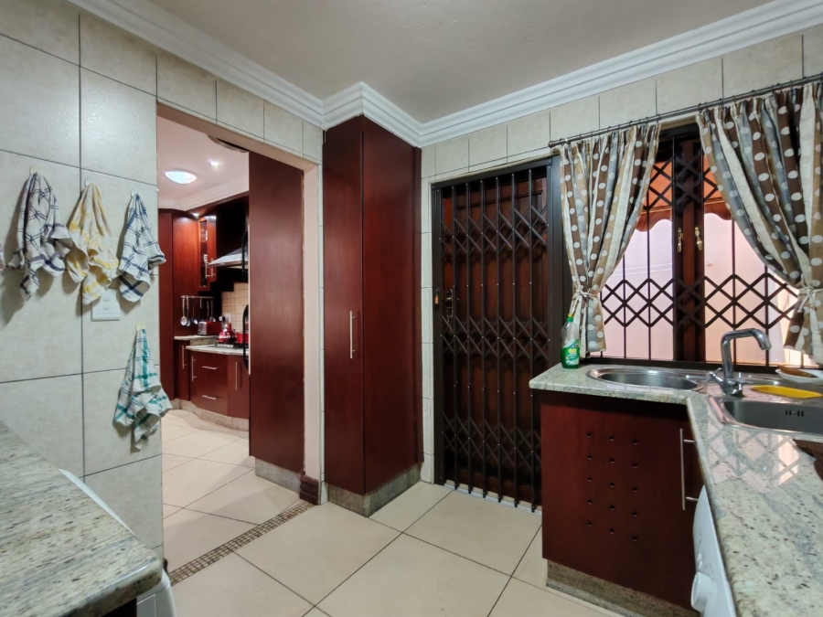 3 Bedroom Property for Sale in Three Rivers Proper Gauteng