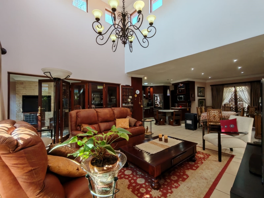 3 Bedroom Property for Sale in Three Rivers Proper Gauteng