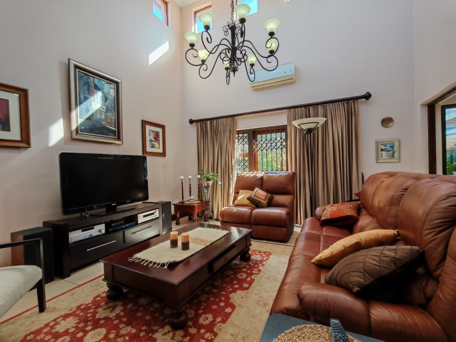 3 Bedroom Property for Sale in Three Rivers Proper Gauteng