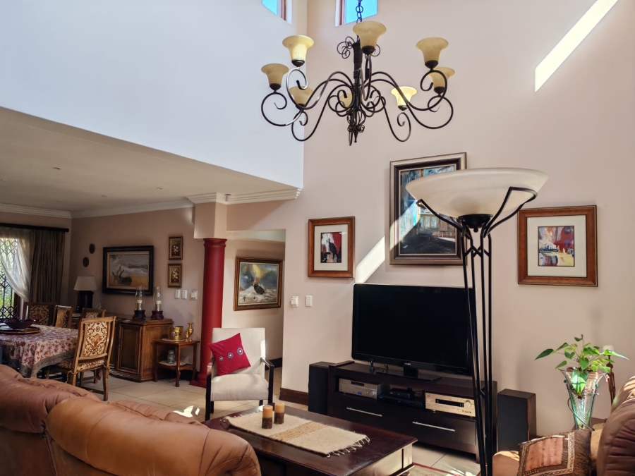 3 Bedroom Property for Sale in Three Rivers Proper Gauteng