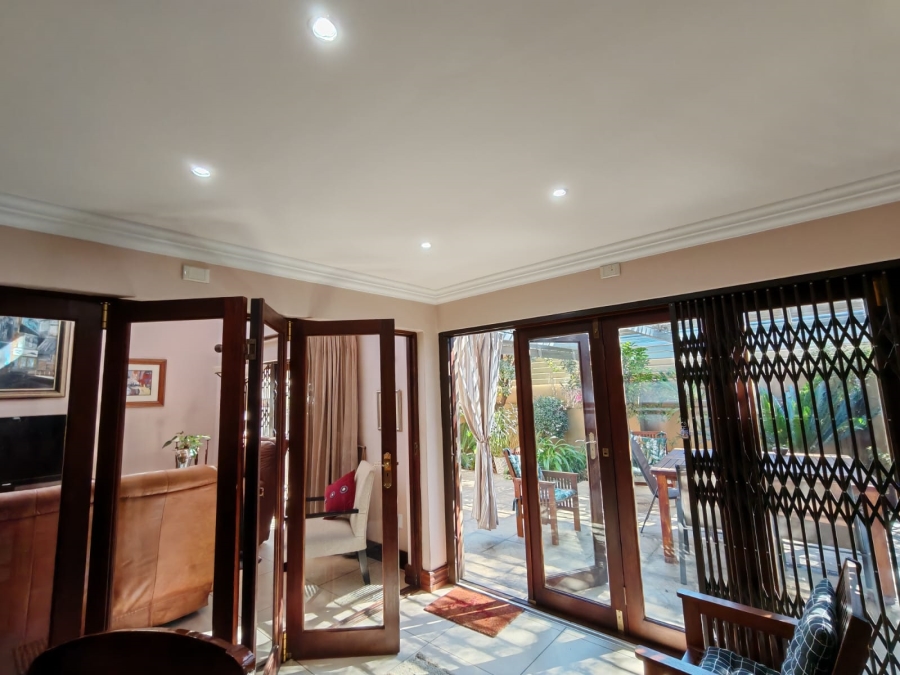 3 Bedroom Property for Sale in Three Rivers Proper Gauteng