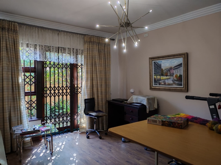 3 Bedroom Property for Sale in Three Rivers Proper Gauteng