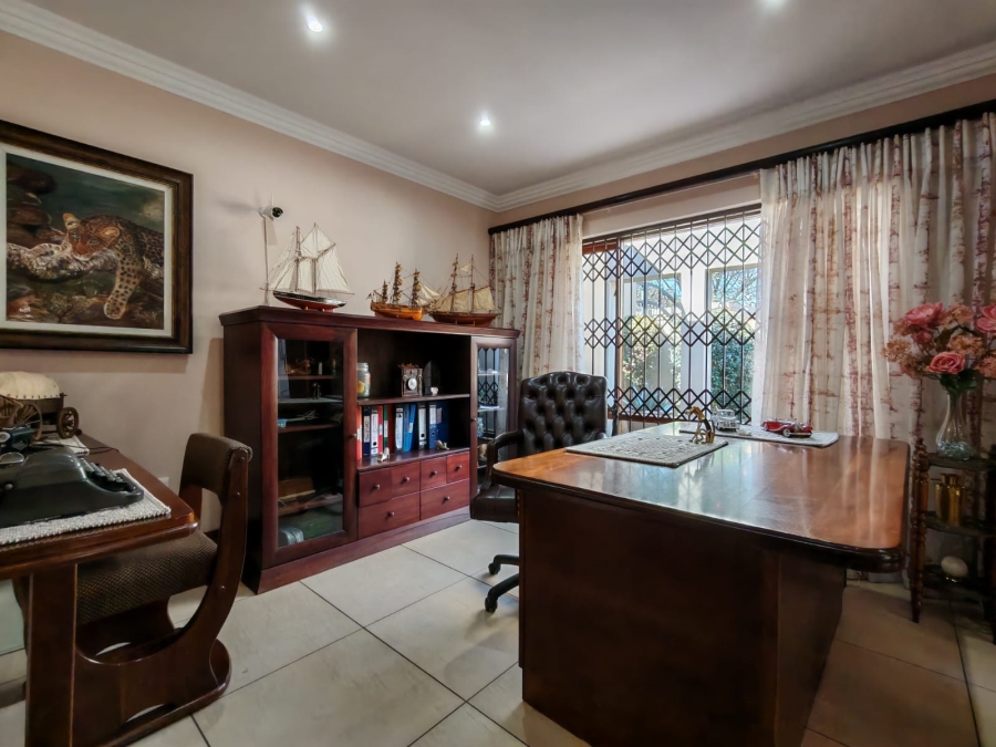 3 Bedroom Property for Sale in Three Rivers Proper Gauteng