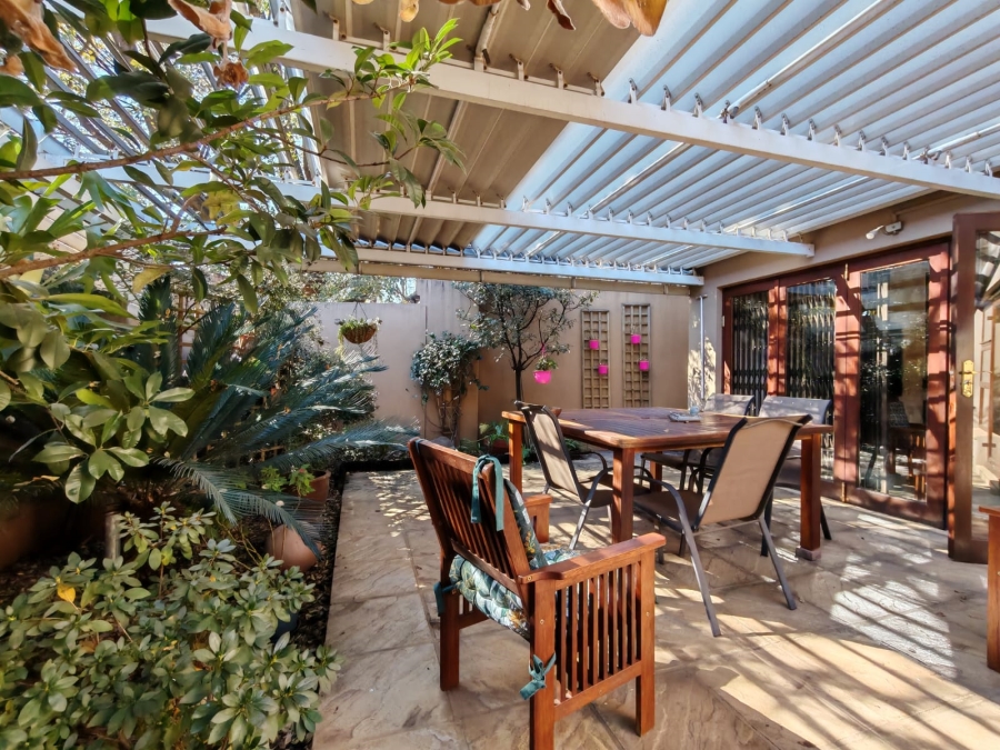 3 Bedroom Property for Sale in Three Rivers Proper Gauteng